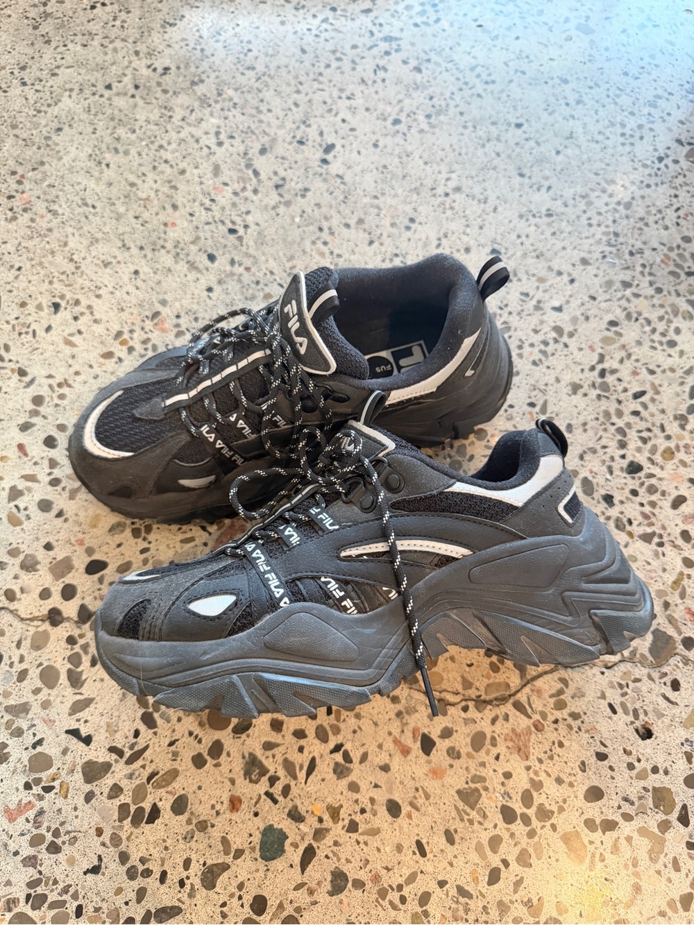 Fila Women's Black and Gray Chunky Platform Sneakers
